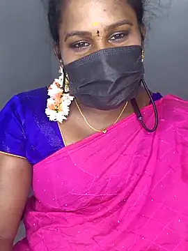 Tamil_flowergril: διαδικτυακό σόου στην κάμερα