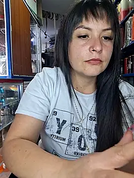 Niidia Live XXX Chat