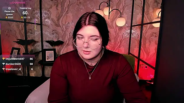 Siena_aa – Naživo XXX chat