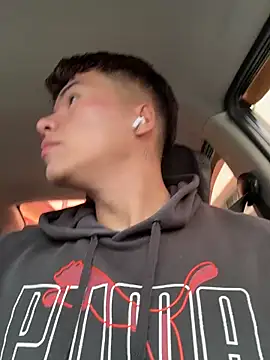 Logan_smith1 Show Webcam