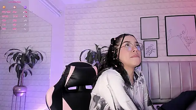 Онлайн чат XXX Lizzie-Evans