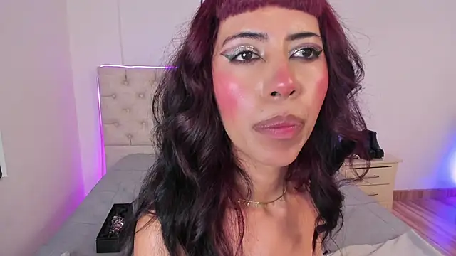 Nina_fox_0691: απευθείας συνομιλία ΧΧΧ