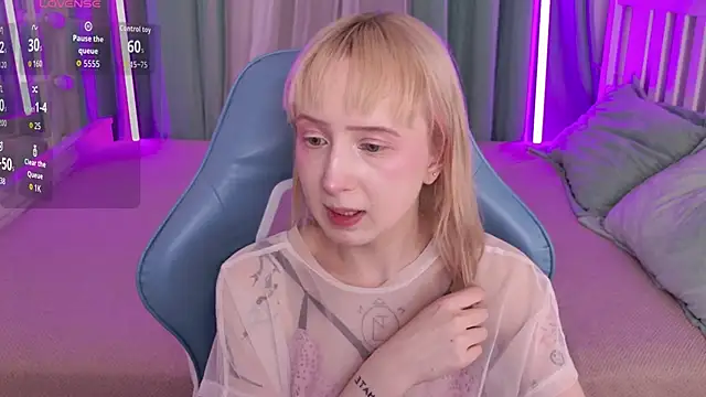 دردشة _Babyface_ الجنسية المباشرة