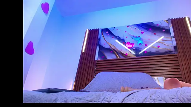 Celeste_hot_08's Live XXX Chat