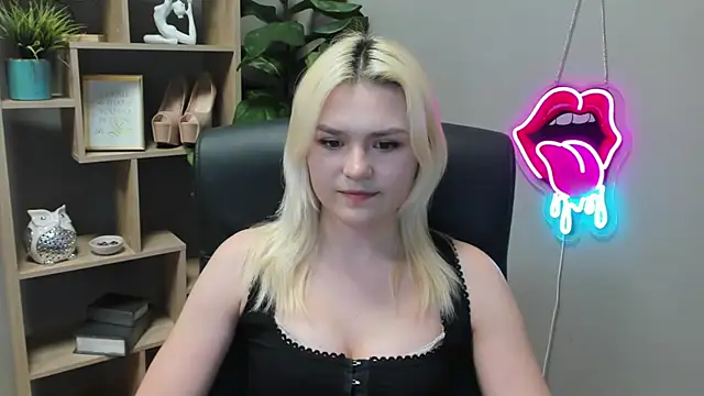 Chat XXX en directo de SweetLilyxo