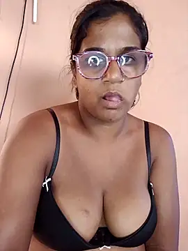 indianstrawberrylips4u – Naživo XXX chat