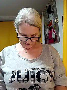 irinamaux's Live XXX Chat