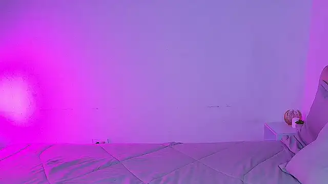 Chat XXX ao vivo de MiaColucci18