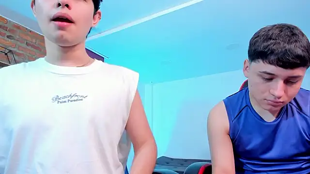 Show webcam de HotThreesoome