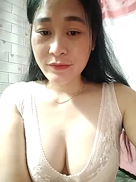 XXX chat uživo modela NgocLinh_69
