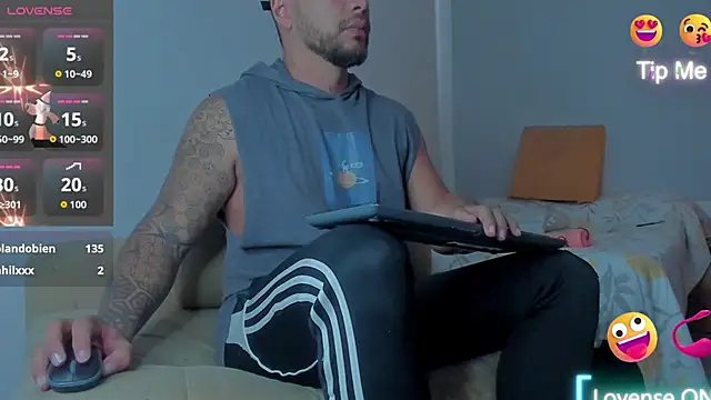 Toony_Dee Webcamshow