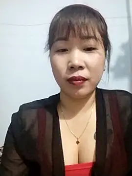 XXX chat uživo modela Kiki-vn