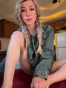 propertyofdaddy Show in webcam