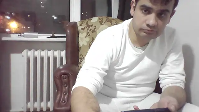 Chat +18 de YakisikliSikici ao vivo