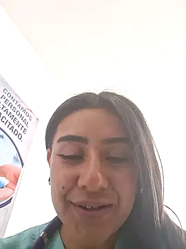 CAROLINE__07 live XXX chat