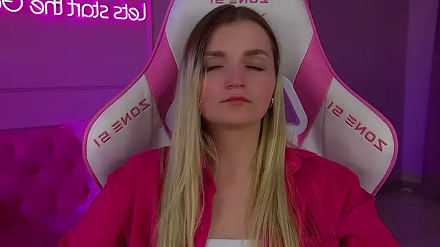 AnnyRaiiのライブXXXチャット