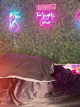 RenaThickAss' Webcam Show