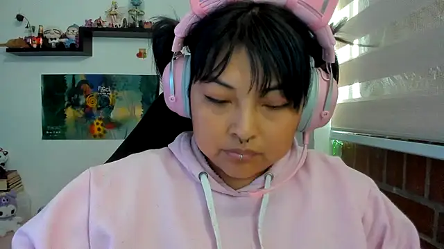 Shaddycute_のウェブカメラショー