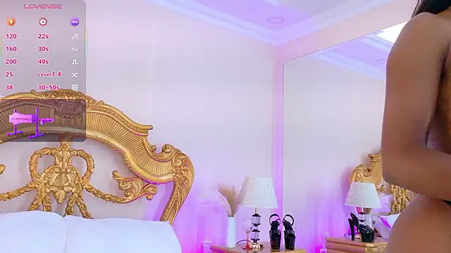 แชท XXX สดของ AshleyFerri