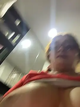 ANTONELLA_VIOLETA_: απευθείας συνομιλία ΧΧΧ