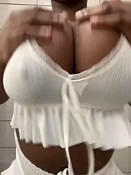 luisantee Webcam Show