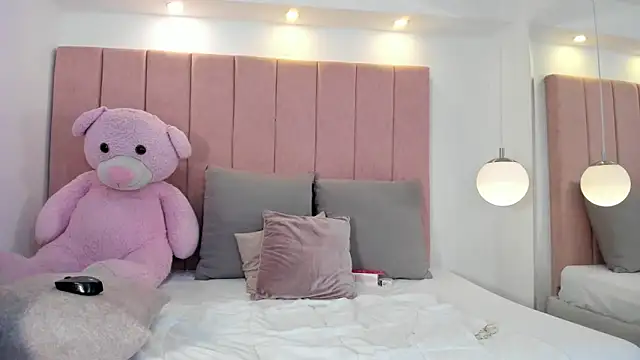 XXX chat uživo modela megan_sofiaa_