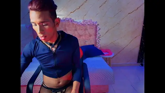 monserrat_petite's Live XXX Chat