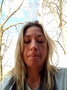 MiraKisss' Live XXX Chat