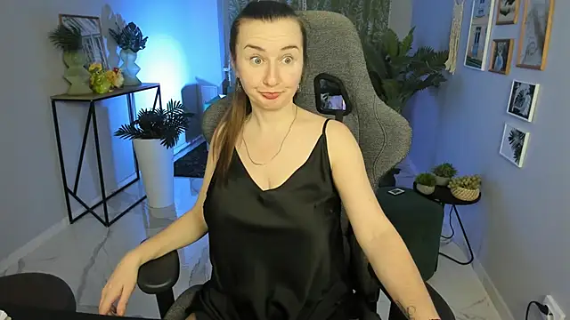 Golden_Dragon's Live XXX Chat