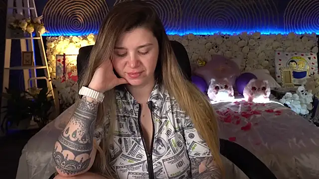 Show modela AmellyMilly na web-kameri