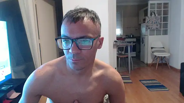 Chat XXX en directo de guachin_hunk