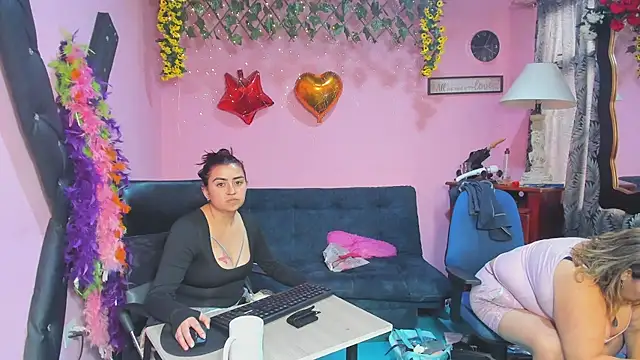 lesbiancuple's Live XXX Chat
