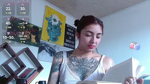 ZoeBakers_'s Live XXX Chat