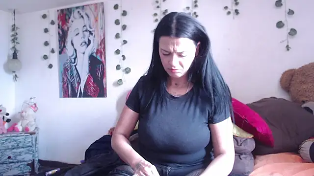 Samanta_milf84のライブXXXチャット