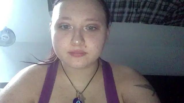 Show modela AriaWet na web-kameri