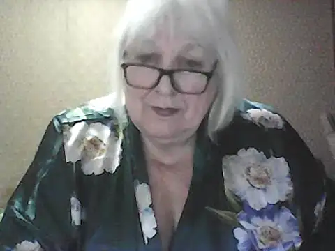 Alexia64231 – Naživo XXX chat