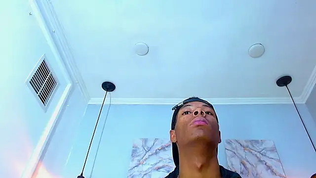 Chatroom XXX en direct de Santiago_Ortiz_