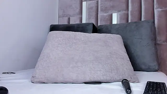 Nia_Bunny Live XXX-chat