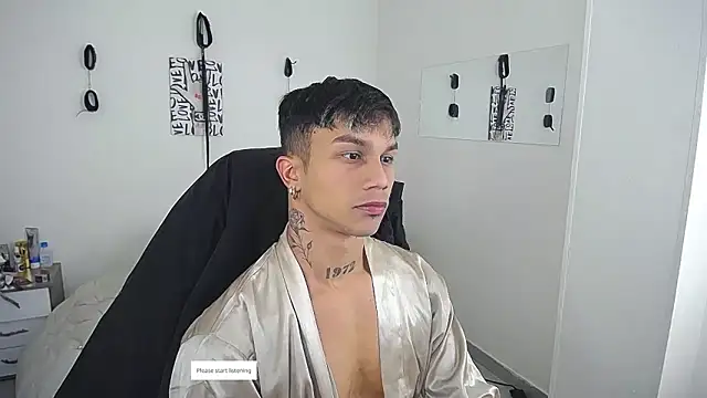 Leonard_Price's Live XXX Chat