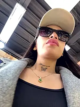 Chat +18 de Bonny_Eva ao vivo