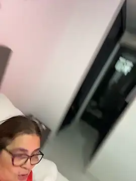 ANTONELLA_VIOLETA_ – Naživo XXX chat