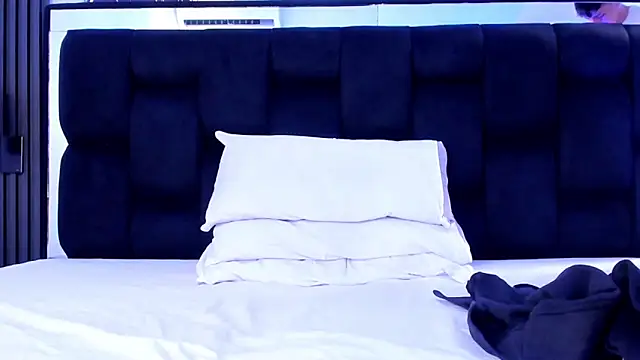 XXX chat uživo modela light_eyes_