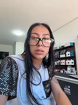 pregnant_sofii18's Webcam Show