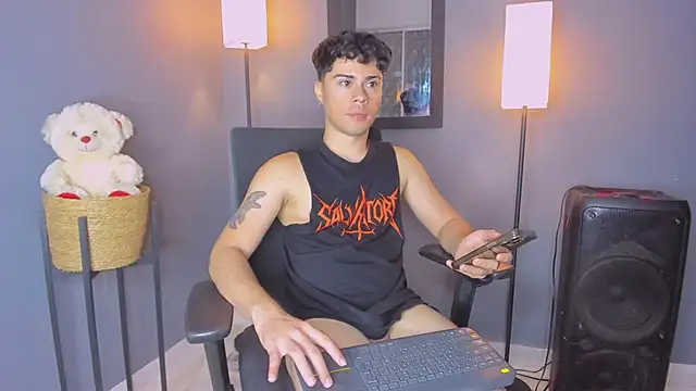 Chat XXX en directo de Soft_Temptationxx