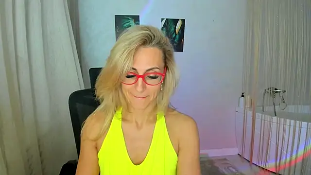 MuseOfStage live XXX chat