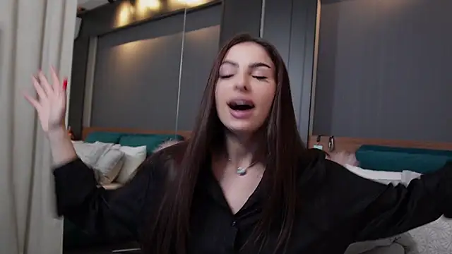 EmilyTrix live XXX chat