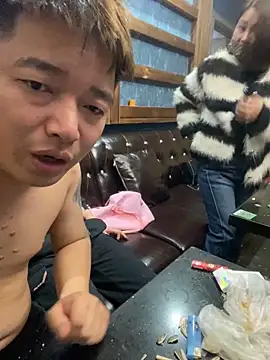 xiaotiantian-10's Webcam Show