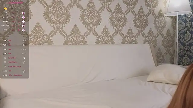 Chat +18 de foxy_bloomm ao vivo