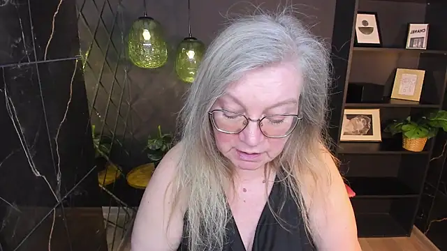 NataliMellow's Webcam Show