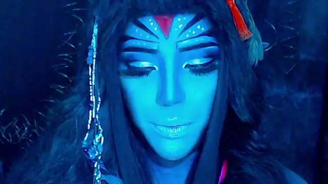 MARIA_SUMMER89: διαδικτυακό σόου στην κάμερα